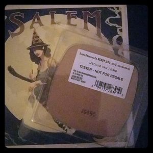 Medium Tan-DISCONTINUED!! READY SPF 20 Foundation